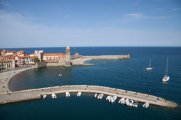 Le port de Collioure du du château royal