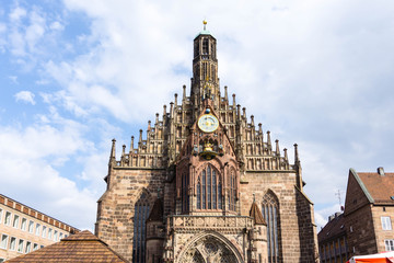 Fototapeta na wymiar Frauenkirche in Nürnberg