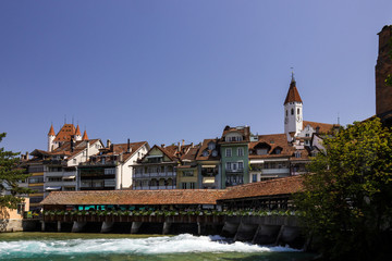 Obraz premium Thun by Lake Thuner in Switzerland