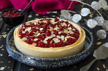 Cheesecake for agar-agar with cherries and almonds  