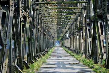 Zabytkowy most drogowy w Tczewie