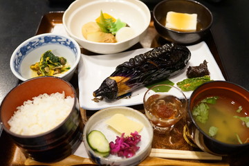 精進料理　高野山　ベジタリアン　食事　和食　マクロビ　菜食　茄子