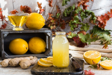Home remedy for colds from lemon, honey and ginger