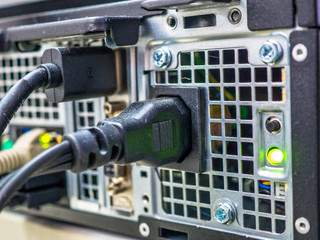 Personal Computer 's connection by power cable, USB mouse and LAN wiring.