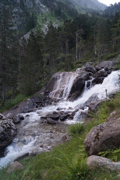 Cascade montagne 