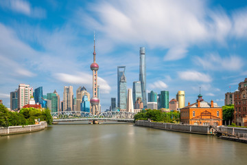 Naklejka premium Widok na panoramę centrum Szanghaju