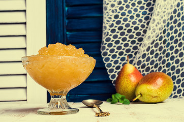 Jam from pears