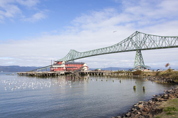 Oregon and Washington State Bridge