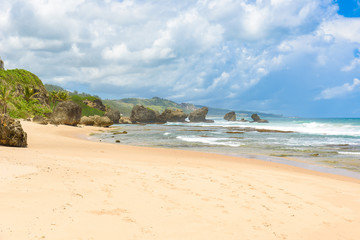 Obraz premium Rock formation on the beach of Bathsheba, East coast of island Barbados, Caribbean Islands - travel destination for vacation