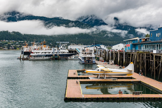 Juneua harbor with sea plane and boats