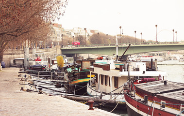 Paris - Houseboats -  Port Debilly © Jonathan Stutz
