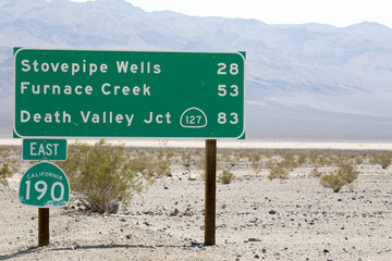 A road sign for route 190 running through Death Valley in California 