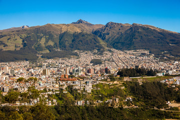 Fototapeta na wymiar Quito panorama, Ecuador