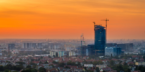 Panorama Gdańska o wschodzie słońca