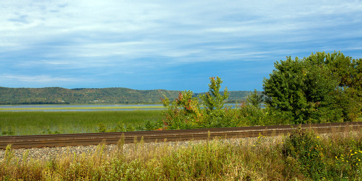 View of the Mississippi River from the Great River Road in Wisconsin