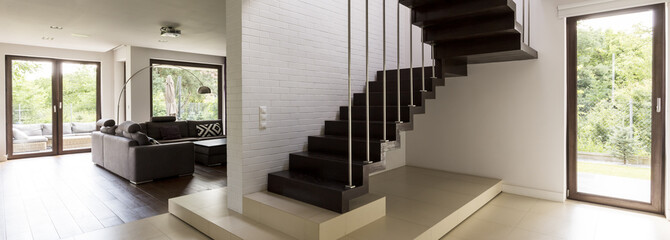 Minimalist modern staircase