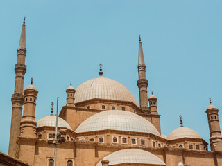 Fototapeta na wymiar The Great Mosque of Mohamed Ali in Saladin Citadel in cairo, Egypt
