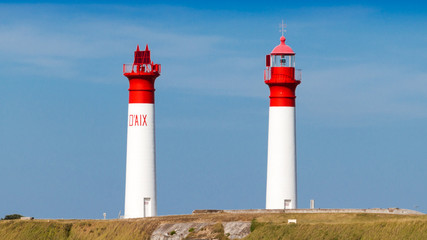 les deux phares de l'île d'Aix