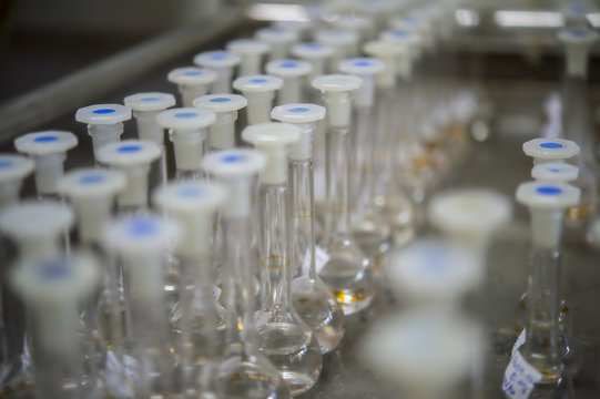 Sample substance that scientists will use to analyze heavy metals by machine Atomic Absorption Spectroscopy (AAS) to analyze heavy metals in sample solutions.For example, element Pb, Fe, Mn, Ag, etc.