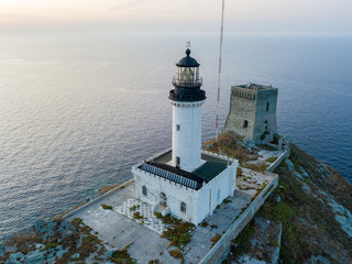 Vista aerea del Faro e della torre sull’isola della Giraglia, il punto più a Nord della penisola...