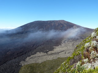 volcan piton de la fournaise la reunion