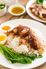 Stewed pork leg with rice