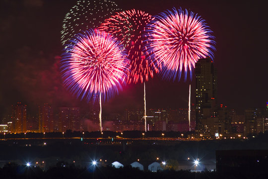 In Moscow in Strogino the floodplain was the closing of the festival "Circle of light".