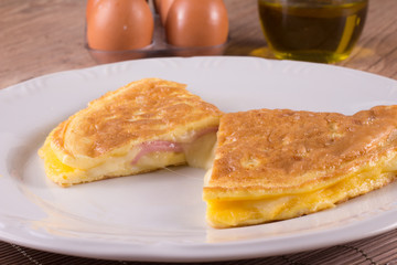 Omelet with cheese and ham