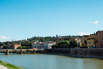 Veduta dei Lungarni di Firenze, italia