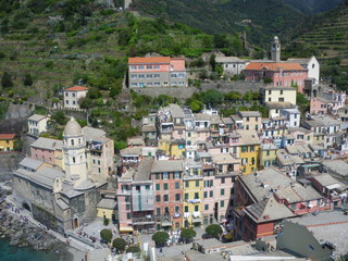 village italie maisons couleurs vue