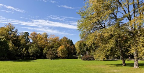 Fototapeta premium Park on the river Oos, Lichtentaler Allee, Baden-Baden, Baden-Wuerttemberg, Germany, Europe