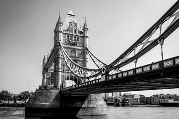 Fototapeta na wymiar The tower bridge in Black and White