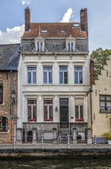 Beautiful Canal Home by the Stream