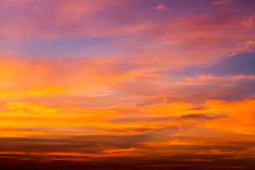 Obraz na płótnie Canvas colorful dramatic sky with cloud at sunset
