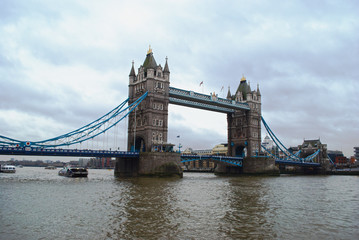 Fototapeta na wymiar London bridge,England