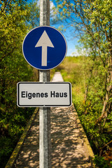 Schild 239 - Eigenes Haus