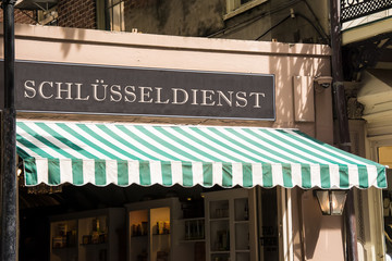 Schild 276 - Schl&uuml;sseldienst