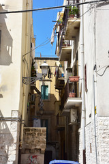 Obraz na płótnie Canvas Puglia, Bari, vicolo della città vecchia