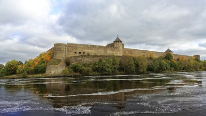 Fototapeta na wymiar Russian middle ages fortress Ivangorod near Saint-Petersburg