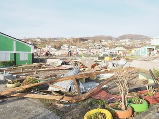 L'Ouragan Maria de force 5 à tout détruit lors de son passage sur l'île de la Dominique