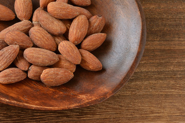 アーモンド　木目背景
