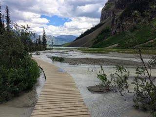 Views hiking around Lake Louise, Lakeview trail, Plain of six glaciers, Lake Agnes, Mirror Lake,...