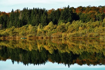 Lac de Bonlieu-Reflet