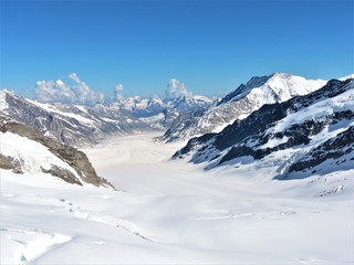Fototapeta na wymiar Hunting through iceberg, Switzerland