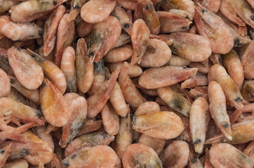 Selling frozen fresh shrimp in the supermarket