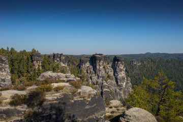 sächsische schweiz deutschland dresden bad schandau wandern panorama landschaft berge
