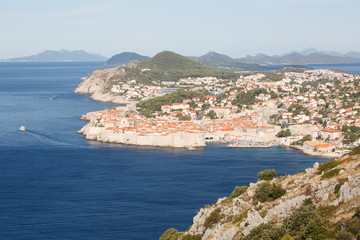 Fototapeta na wymiar beautiful view of the old town of Dubrovnik on the Adriatic coast. Croatia