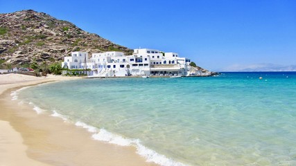 Spiaggia Mylopotas Isola di Ios (Grecia)