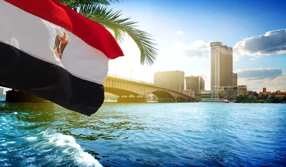 Fotobehang Flag and Cairo bridge © Givaga