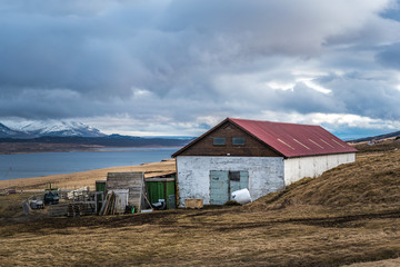 Fototapeta na wymiar Traditional Iceland farm house